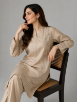 Beige Minimal Line Two-Piece Suit - Image 3
